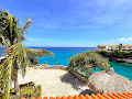 Lagun Blou coastline