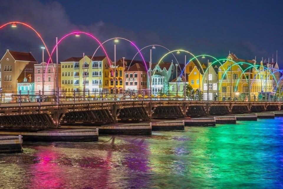 Curaçao at night